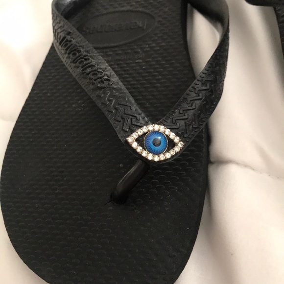 Havaianas Shoes - Havaianas flip flops with eye protection